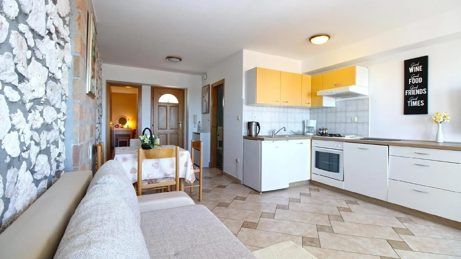 Apartment Ferienwohnung Fuer 4 Personen Ca 35 Qm In Vinkuran, Istrien Istrische Riviera